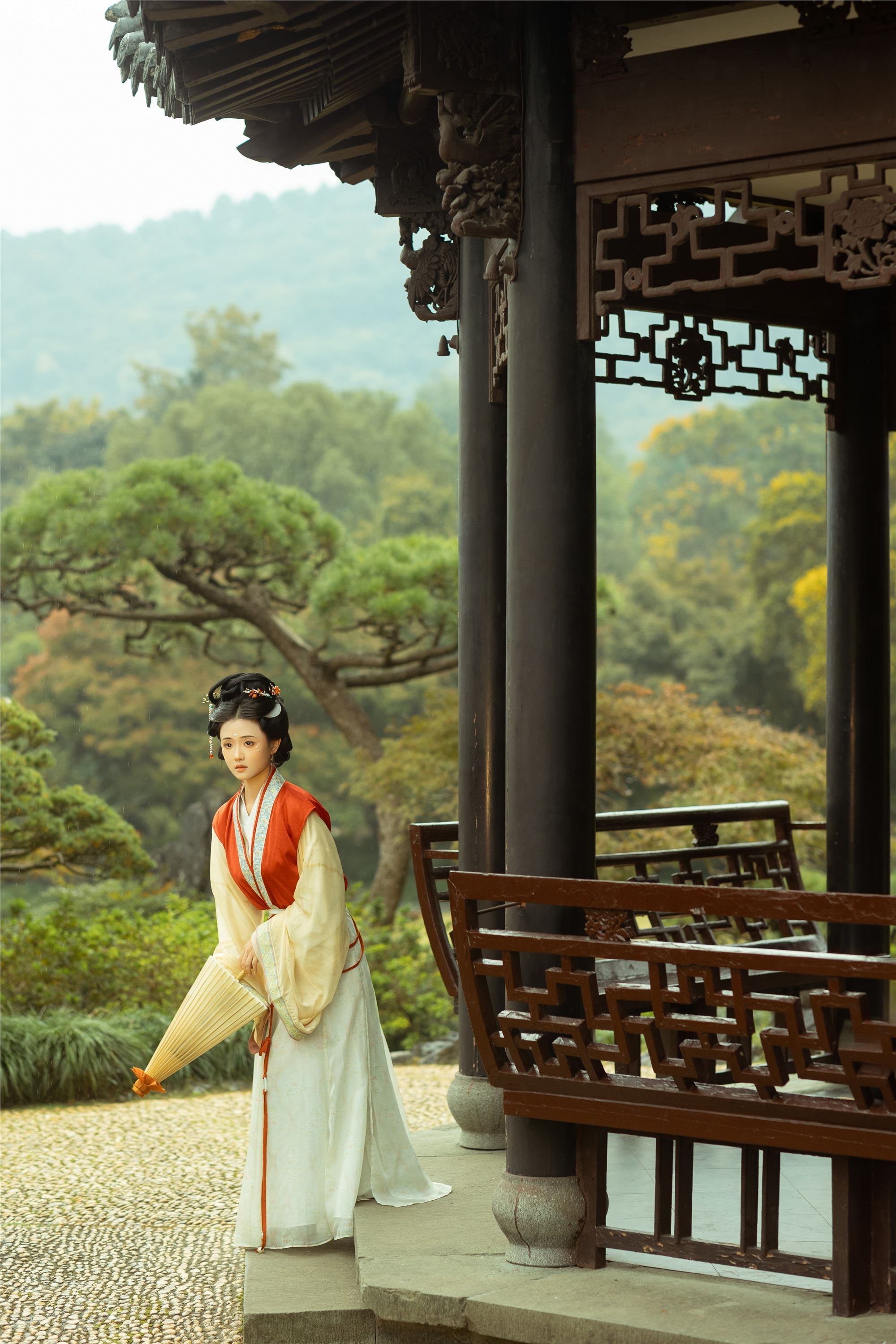 YITUYU艺图语 2025.01.25 晚来秋雨 雪樱